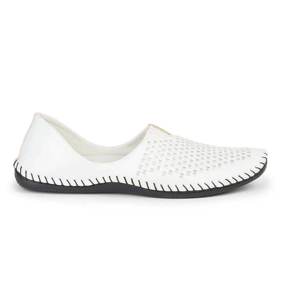 Fortune (White) Casual Mojari Loafers Shoes For Men AVN-40 By Liberty