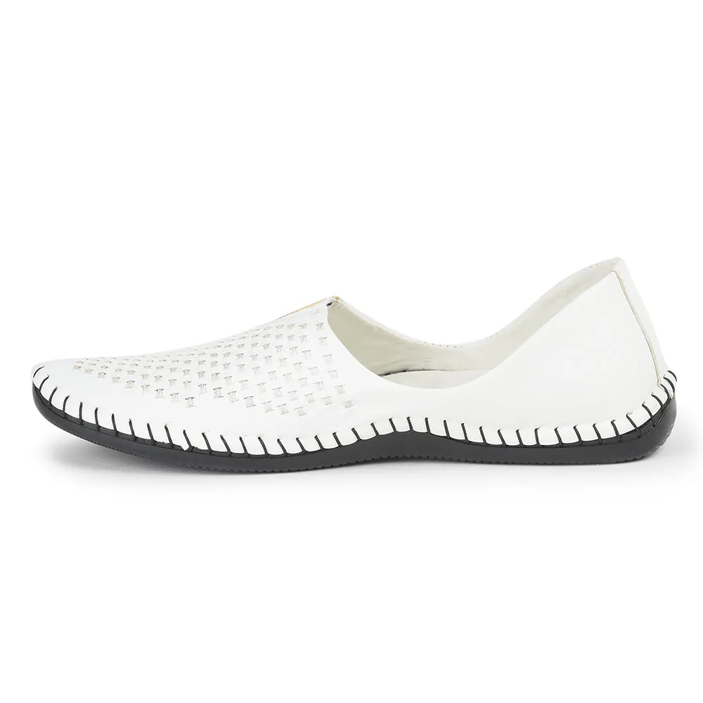 Fortune (White) Casual Mojari Loafers Shoes For Men AVN-40 By Liberty