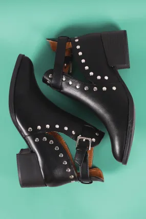 Qupid Almond Toe Studded Buckle Moto Ankle Boots