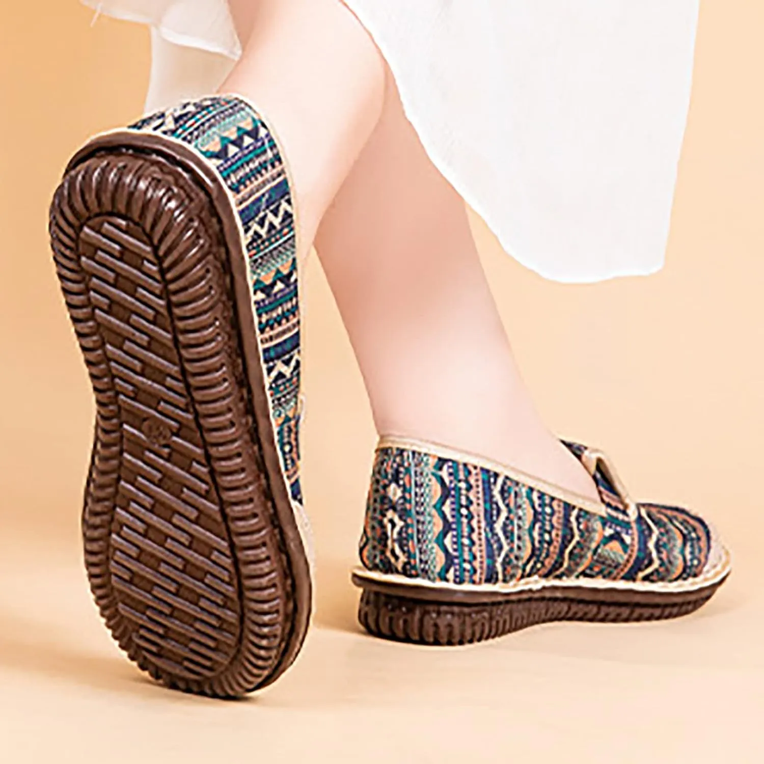 Women's Shoes Canvas Slip-On Ladies Travel Sneaker Traditional Style Flats Slip On Shoes Casual Lightweight Comfort Loafers